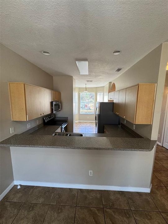 For Rent: $1,799 (3 beds, 2 baths, 1468 Square Feet)