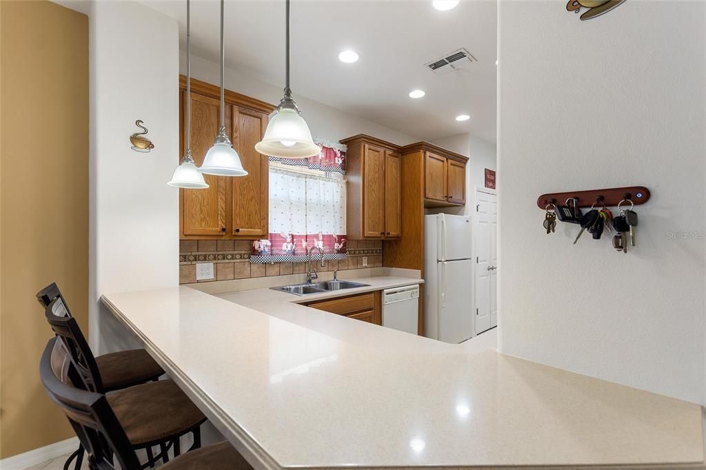 待售: $308,200 (2 贝兹, 2 浴室, 1539 平方英尺)