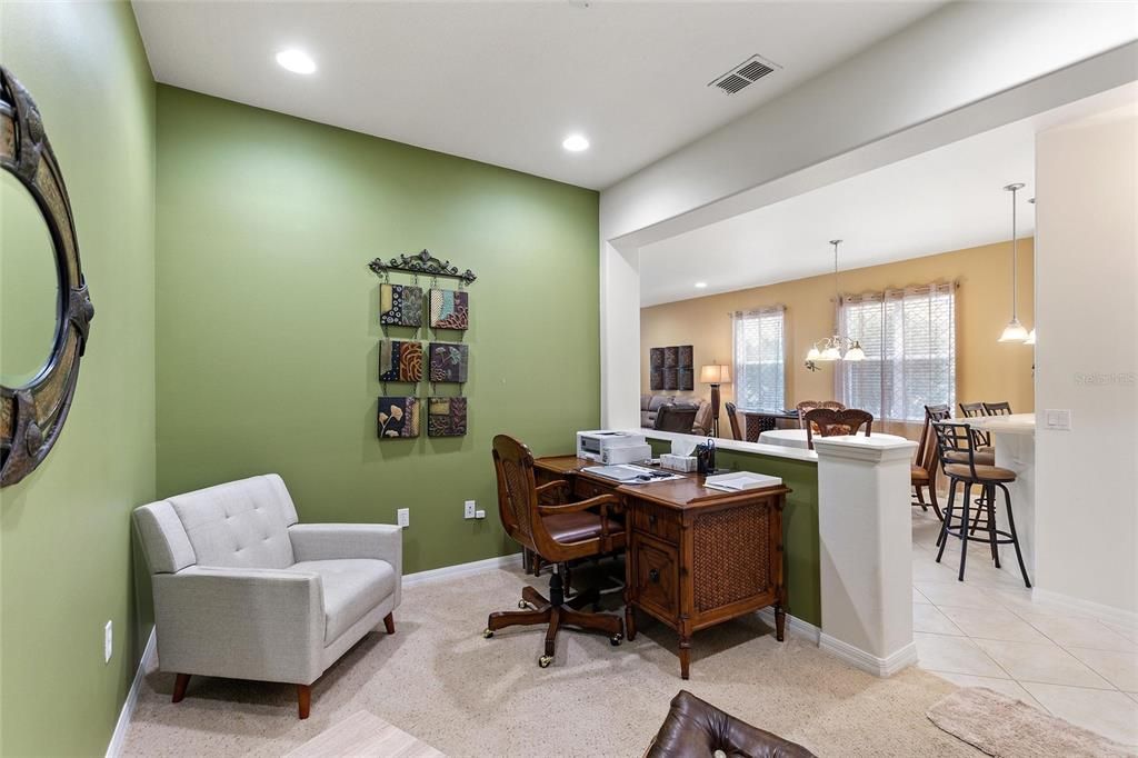 待售: $308,200 (2 贝兹, 2 浴室, 1539 平方英尺)