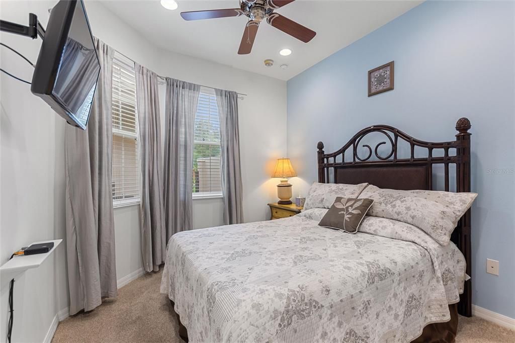 待售: $308,200 (2 贝兹, 2 浴室, 1539 平方英尺)