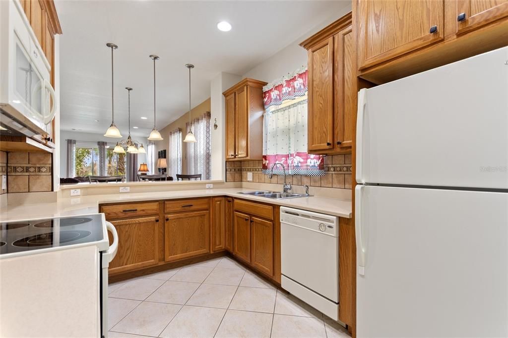 待售: $308,200 (2 贝兹, 2 浴室, 1539 平方英尺)