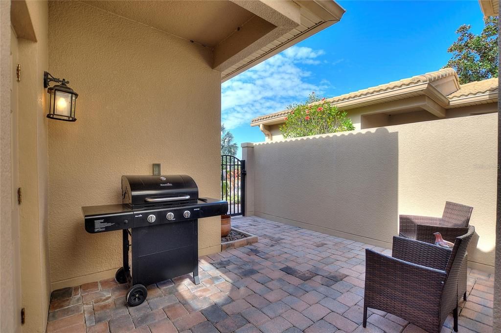 待售: $308,200 (2 贝兹, 2 浴室, 1539 平方英尺)