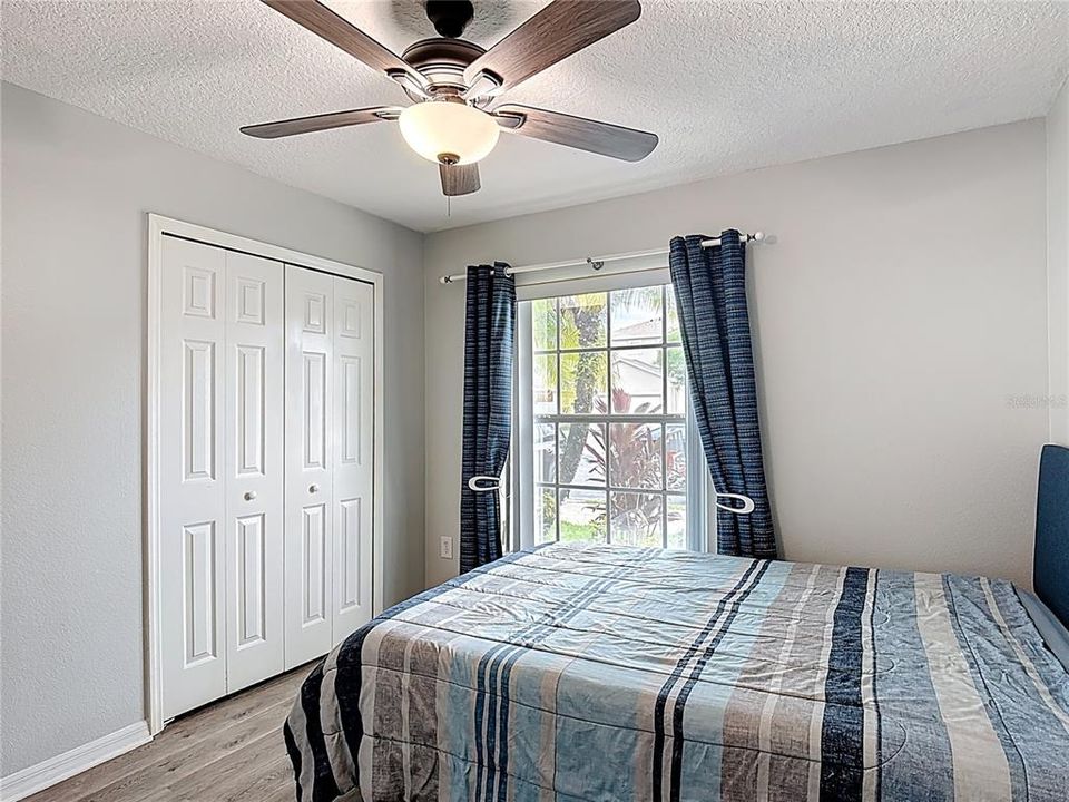 На продажу: $375,000 (3 спален, 2 ванн, 1408 Квадратных фут)