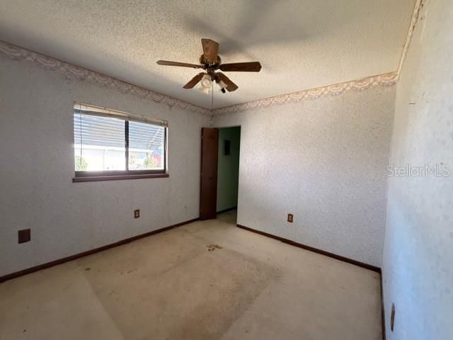 待售: $92,500 (2 贝兹, 1 浴室, 864 平方英尺)