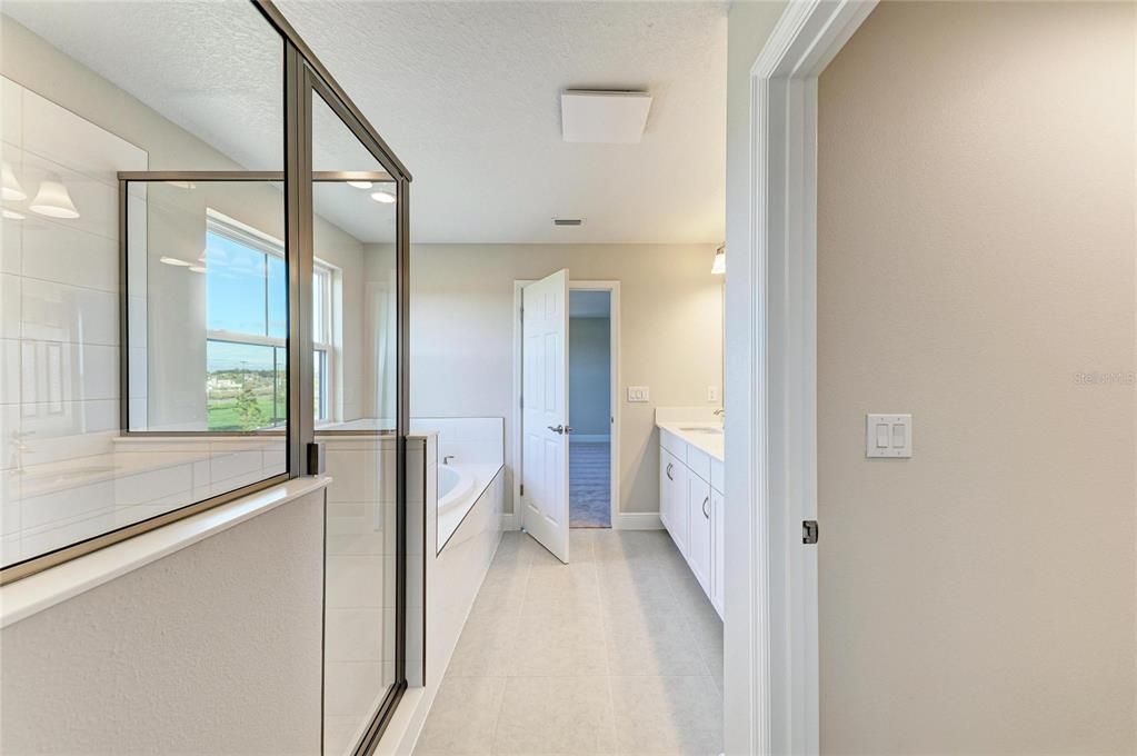 For Sale: $659,252 (5 beds, 3 baths, 3397 Square Feet)