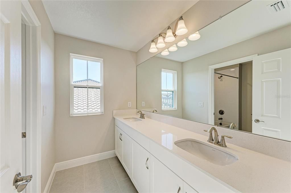 For Sale: $659,252 (5 beds, 3 baths, 3397 Square Feet)