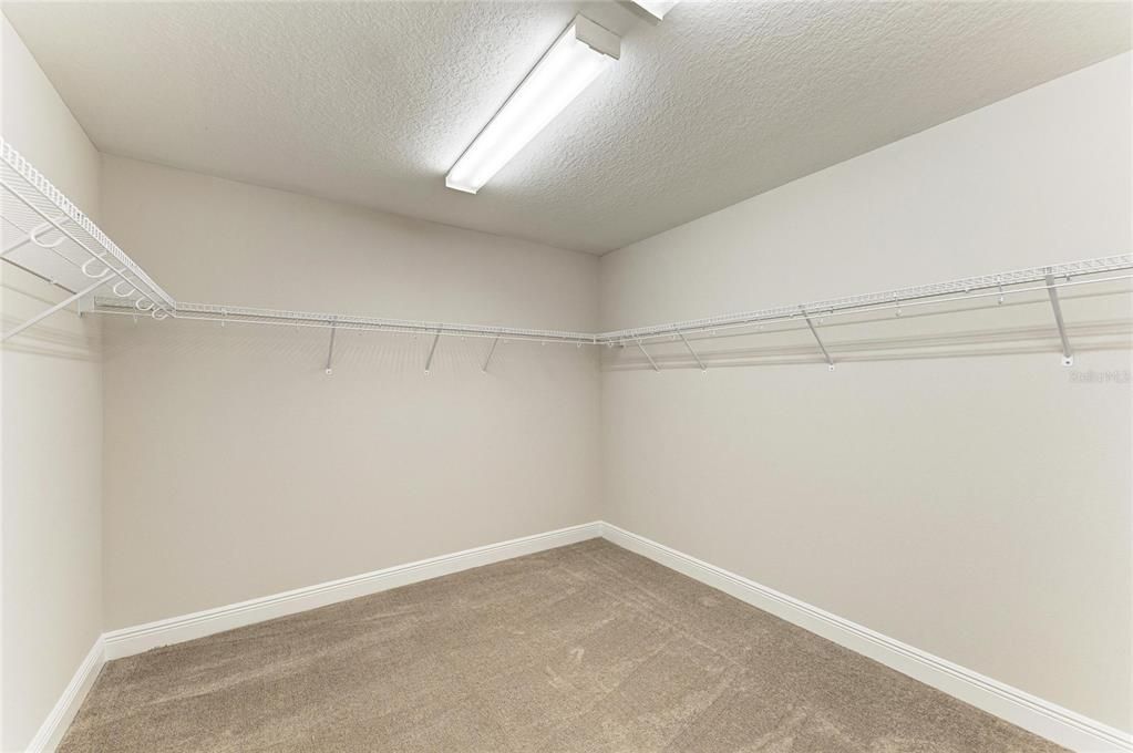 For Sale: $659,252 (5 beds, 3 baths, 3397 Square Feet)