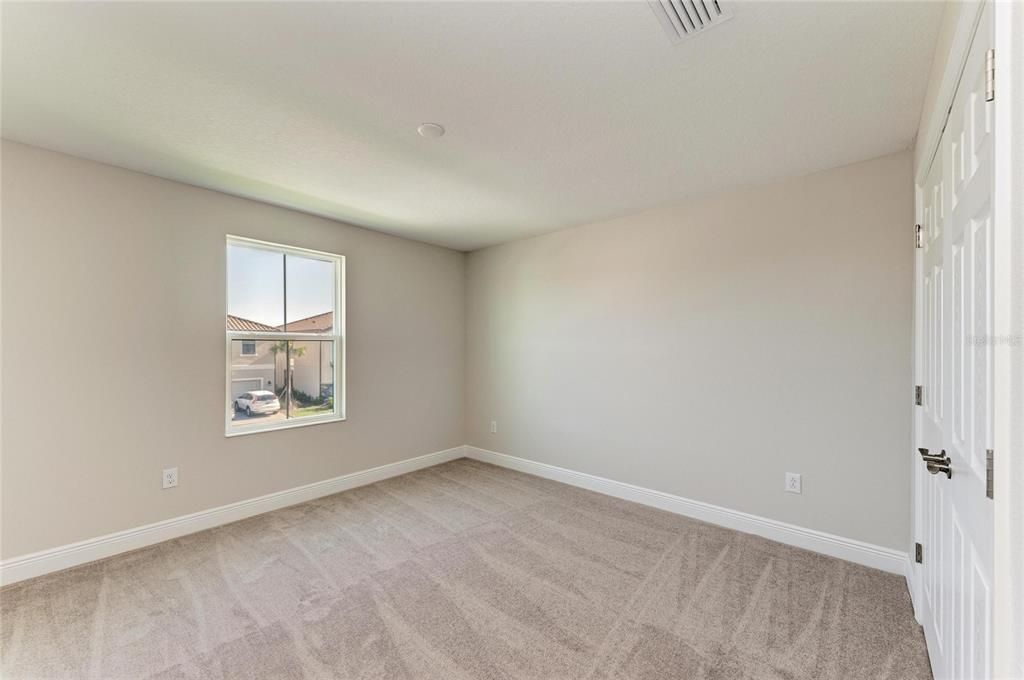 For Sale: $659,252 (5 beds, 3 baths, 3397 Square Feet)