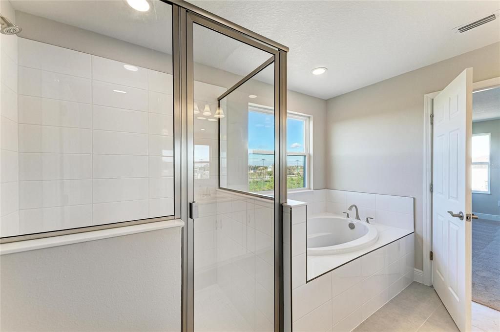 For Sale: $659,252 (5 beds, 3 baths, 3397 Square Feet)