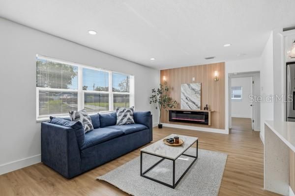 For Sale: $410,000 (3 beds, 2 baths, 1417 Square Feet)