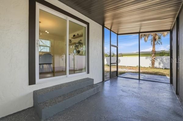 For Sale: $410,000 (3 beds, 2 baths, 1417 Square Feet)