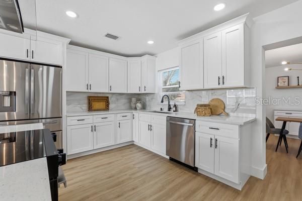 For Sale: $410,000 (3 beds, 2 baths, 1417 Square Feet)