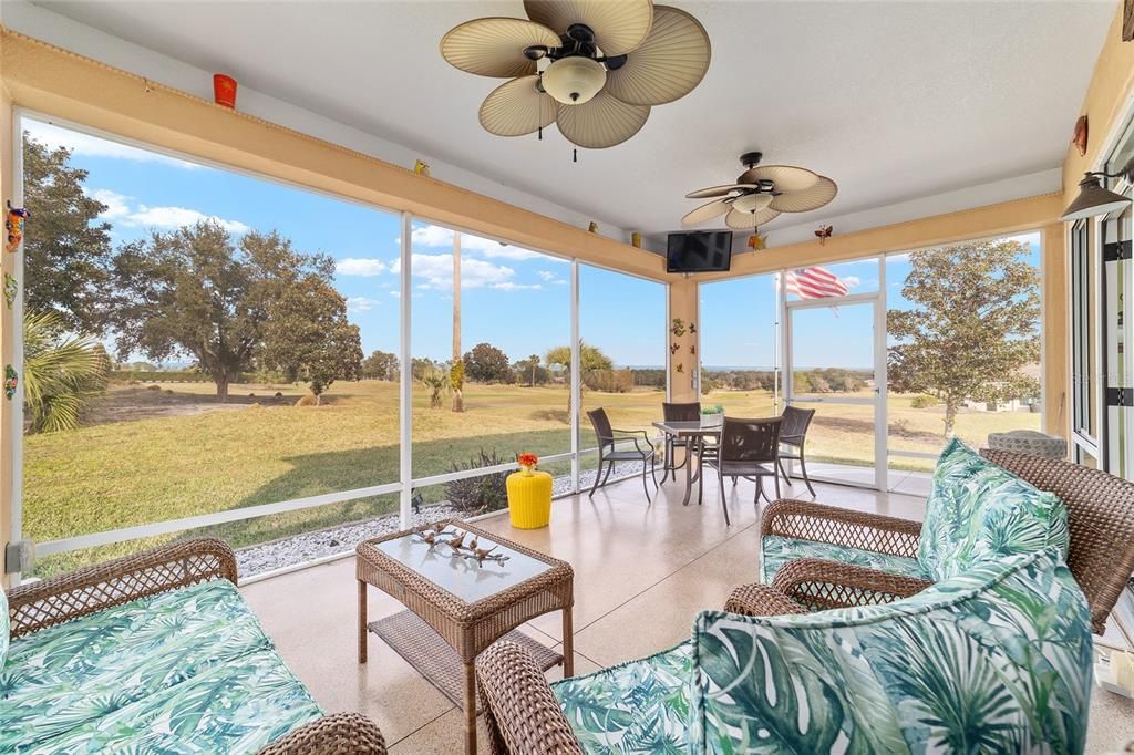 En Venta: $479,000 (2 camas, 2 baños, 1989 Pies cuadrados)