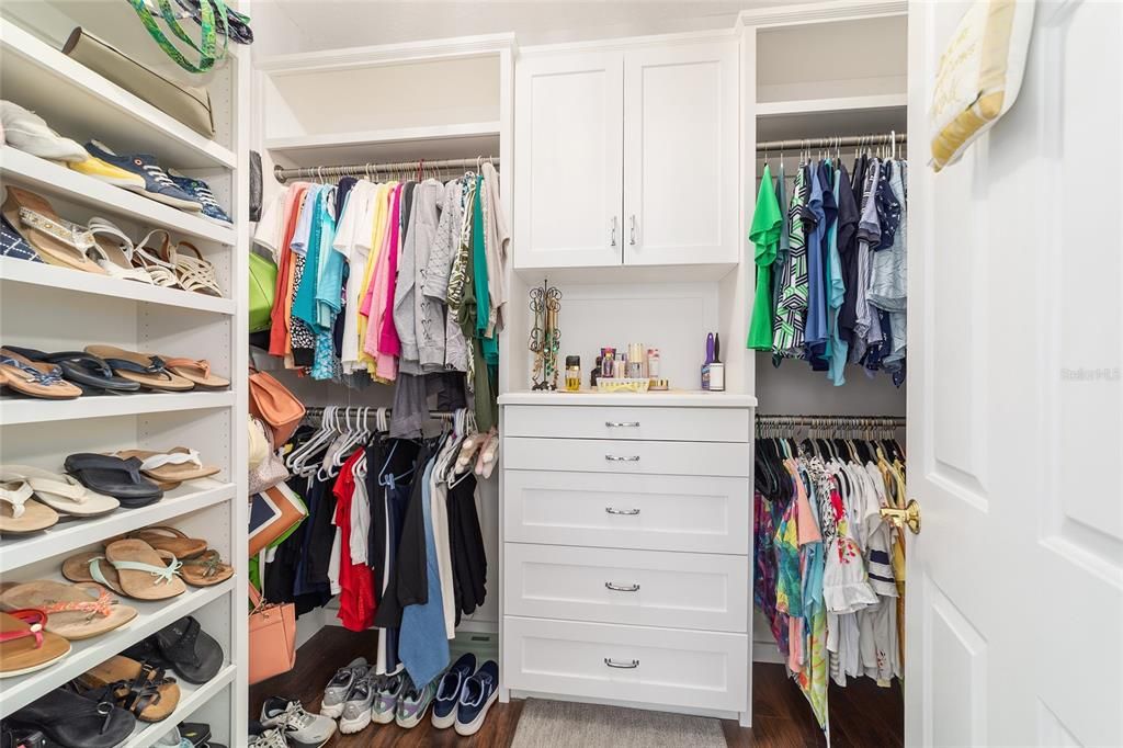 En Venta: $479,000 (2 camas, 2 baños, 1989 Pies cuadrados)