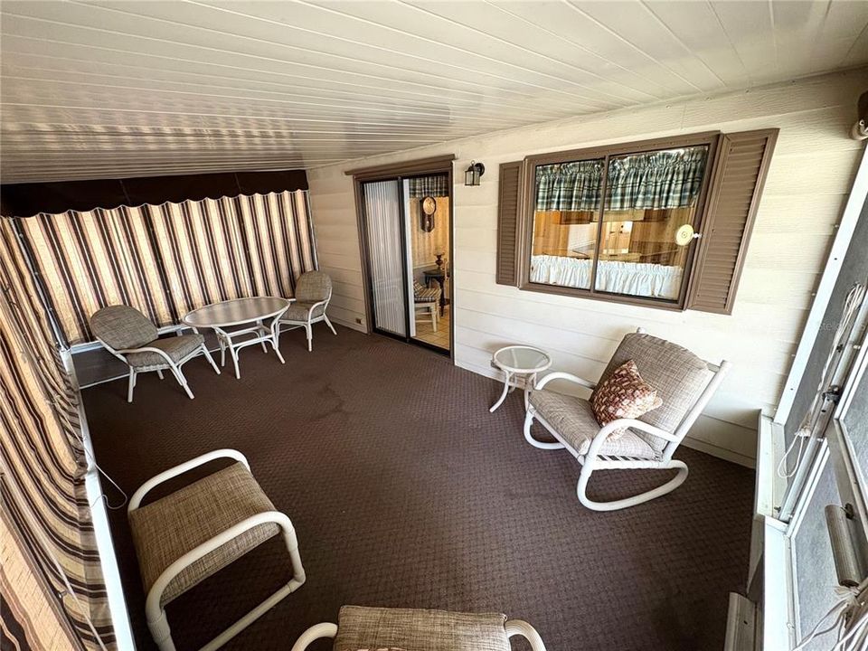 For Sale: $169,000 (2 beds, 2 baths, 1274 Square Feet)