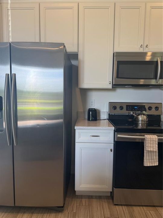 На продажу: $384,000 (2 спален, 2 ванн, 1188 Квадратных фут)