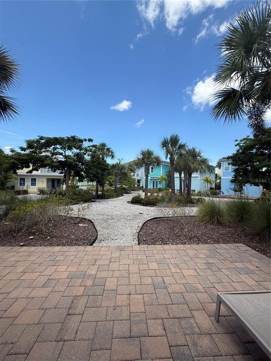 На продажу: $384,000 (2 спален, 2 ванн, 1188 Квадратных фут)