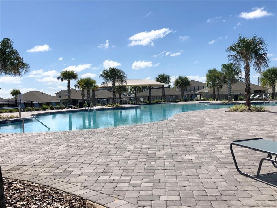 В аренду: $2,150 (4 спален, 2 ванн, 1828 Квадратных фут)