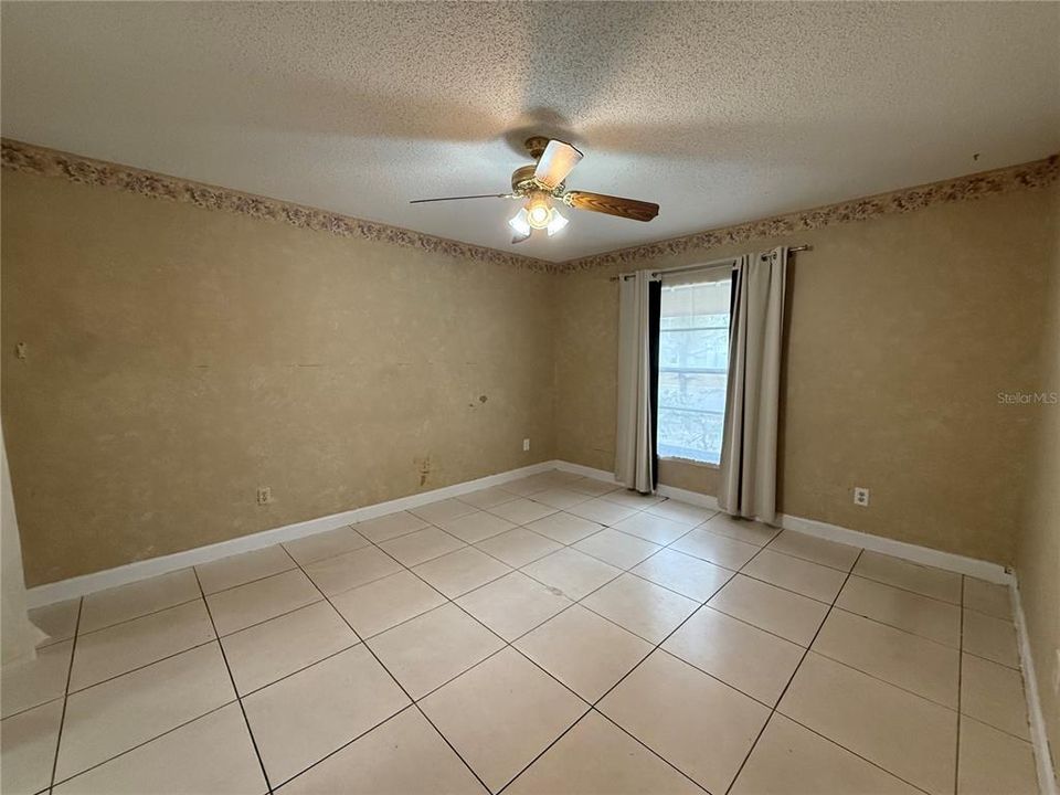 В аренду: $2,200 (3 спален, 2 ванн, 1765 Квадратных фут)