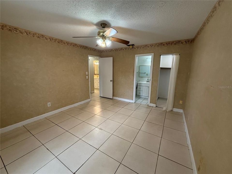 В аренду: $2,200 (3 спален, 2 ванн, 1765 Квадратных фут)