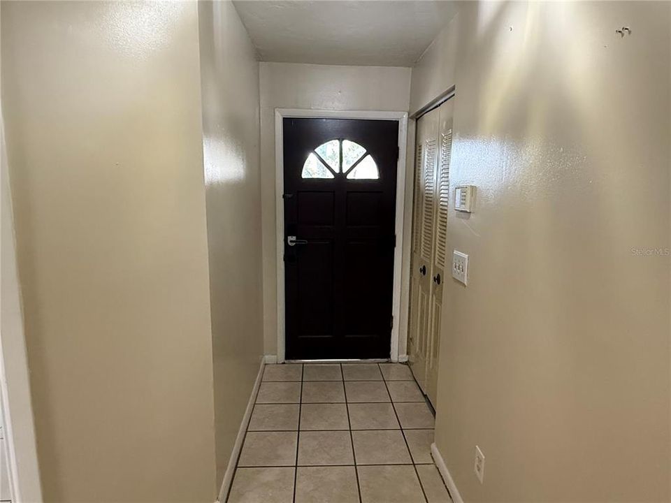 В аренду: $2,200 (3 спален, 2 ванн, 1765 Квадратных фут)