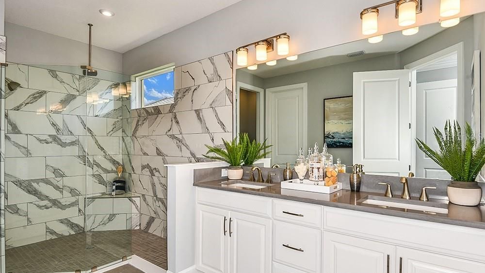 En Venta: $584,999 (3 camas, 3 baños, 2112 Pies cuadrados)