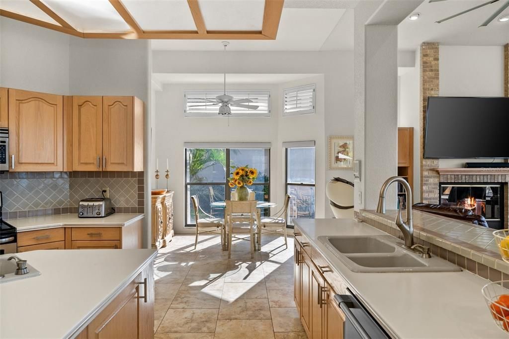 For Sale: $4,850,000 (5 beds, 3 baths, 3648 Square Feet)