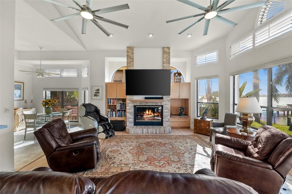 For Sale: $4,850,000 (5 beds, 3 baths, 3648 Square Feet)