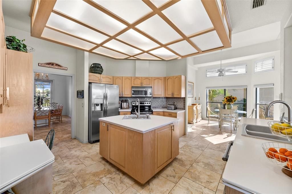 For Sale: $4,850,000 (5 beds, 3 baths, 3648 Square Feet)