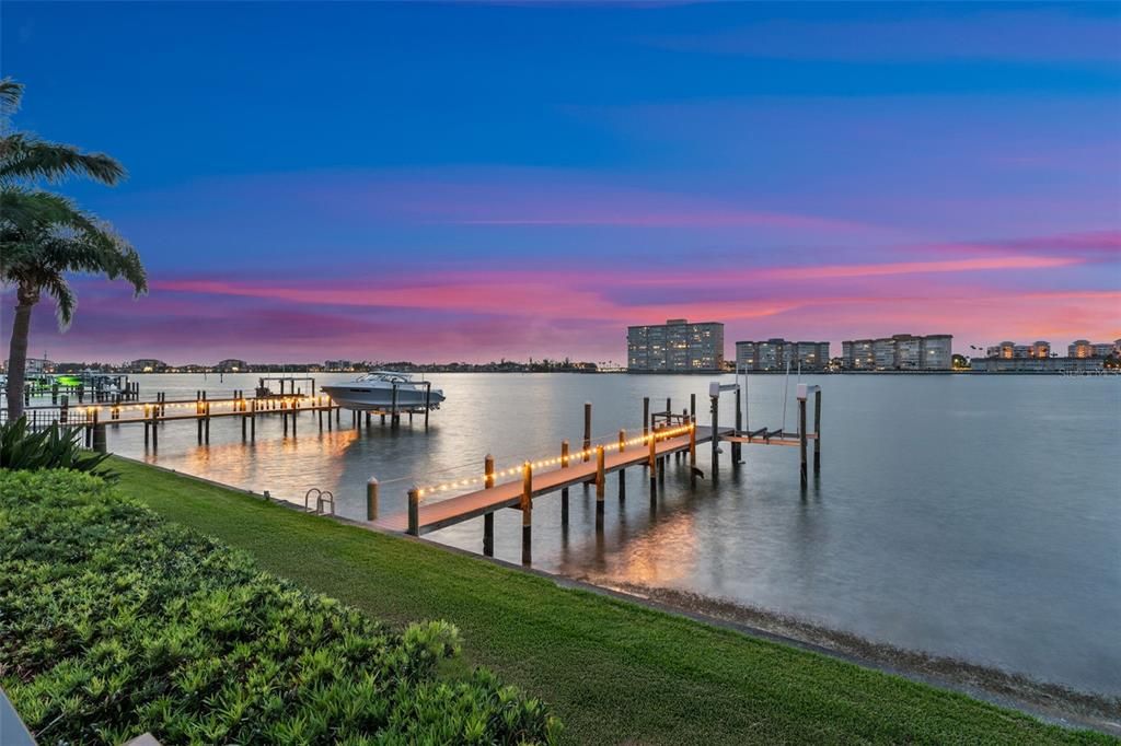 For Sale: $4,850,000 (5 beds, 3 baths, 3648 Square Feet)