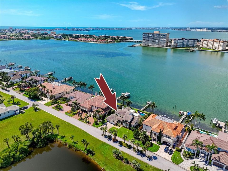 For Sale: $4,850,000 (5 beds, 3 baths, 3648 Square Feet)