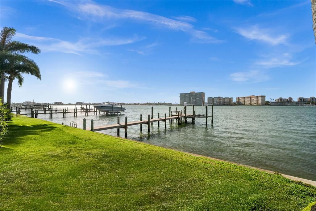 For Sale: $4,850,000 (5 beds, 3 baths, 3648 Square Feet)