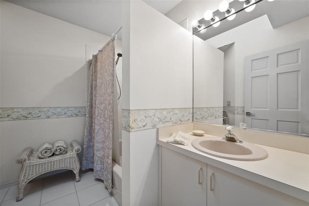 For Sale: $4,850,000 (5 beds, 3 baths, 3648 Square Feet)