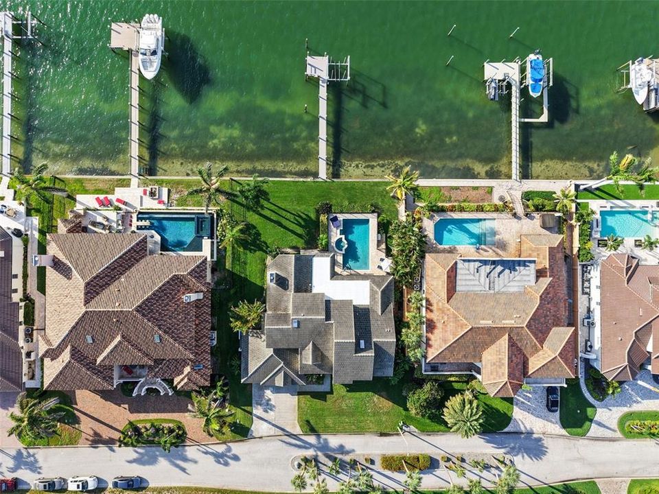 For Sale: $4,850,000 (5 beds, 3 baths, 3648 Square Feet)