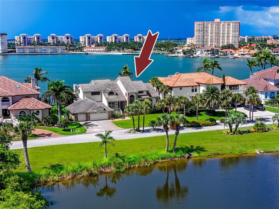 For Sale: $4,850,000 (5 beds, 3 baths, 3648 Square Feet)