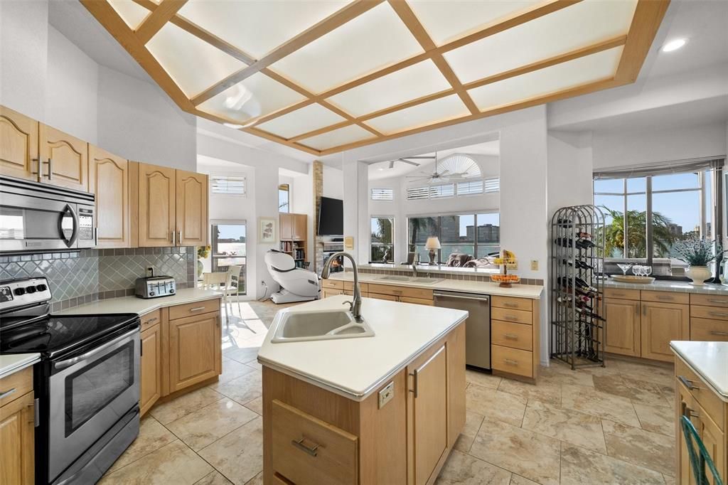 For Sale: $4,850,000 (5 beds, 3 baths, 3648 Square Feet)