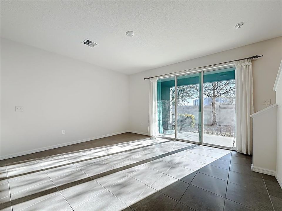 For Sale: $239,000 (3 beds, 2 baths, 1688 Square Feet)