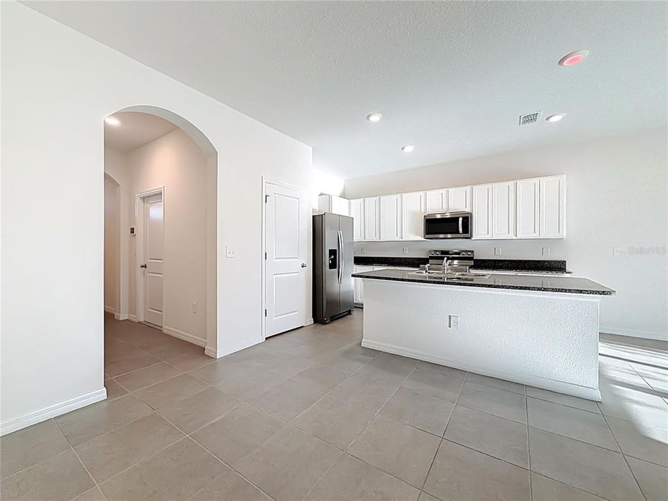 For Sale: $239,000 (3 beds, 2 baths, 1688 Square Feet)