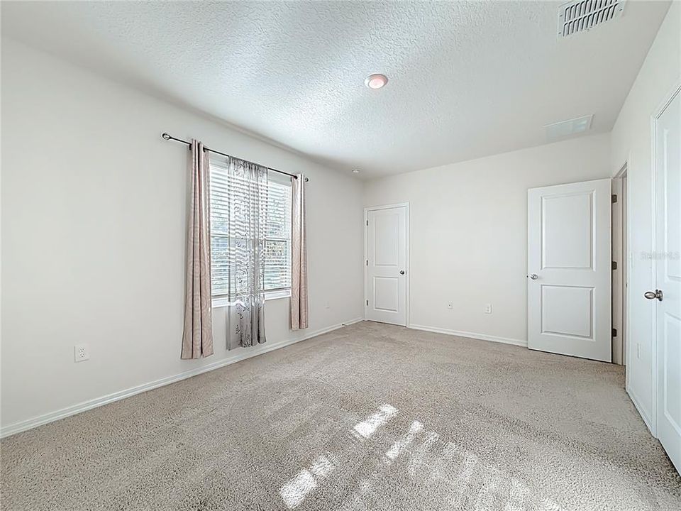 For Sale: $239,000 (3 beds, 2 baths, 1688 Square Feet)