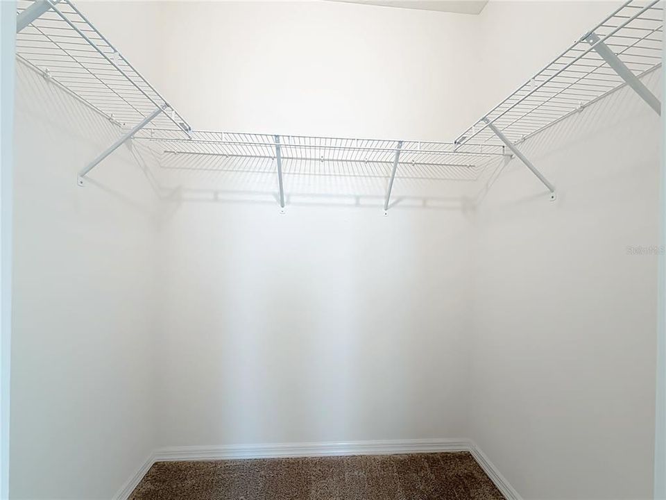 For Sale: $239,000 (3 beds, 2 baths, 1688 Square Feet)