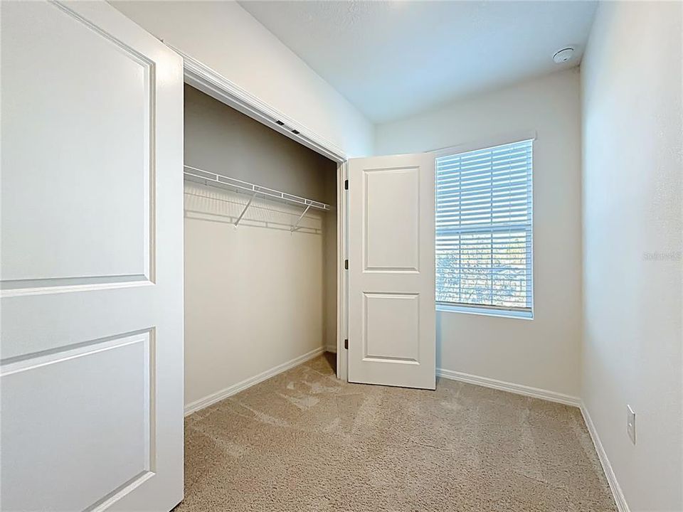 For Sale: $239,000 (3 beds, 2 baths, 1688 Square Feet)