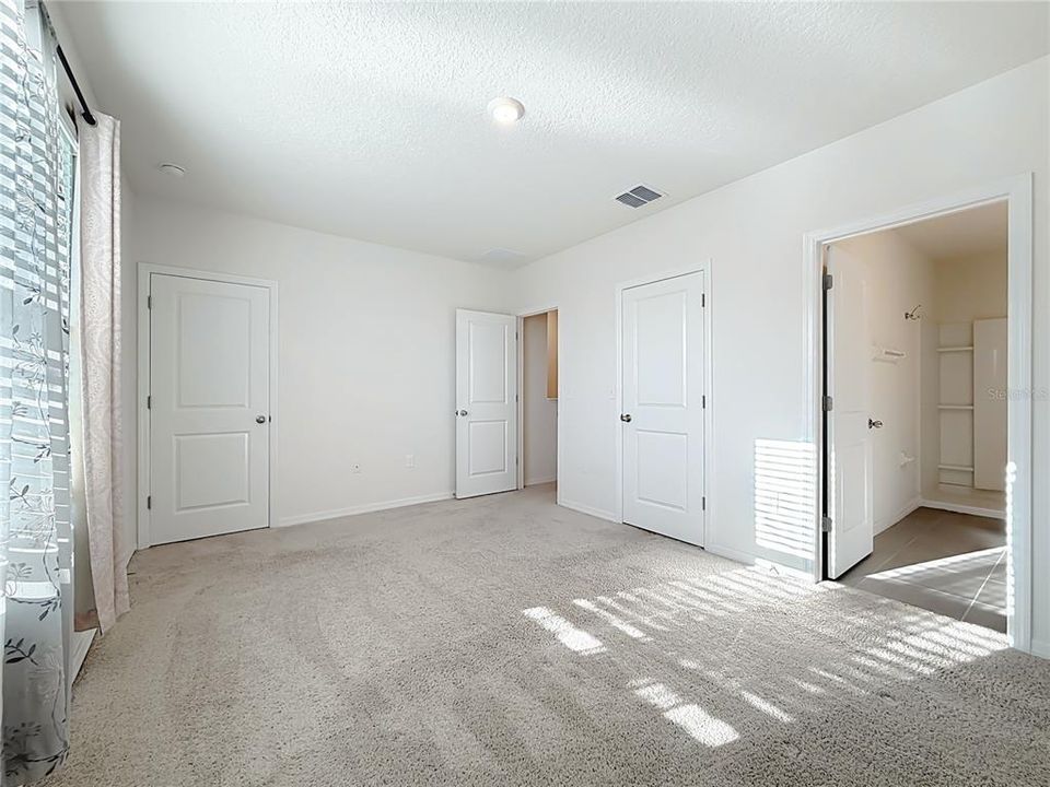 For Sale: $239,000 (3 beds, 2 baths, 1688 Square Feet)