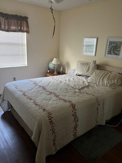 For Sale: $195,000 (2 beds, 2 baths, 1242 Square Feet)