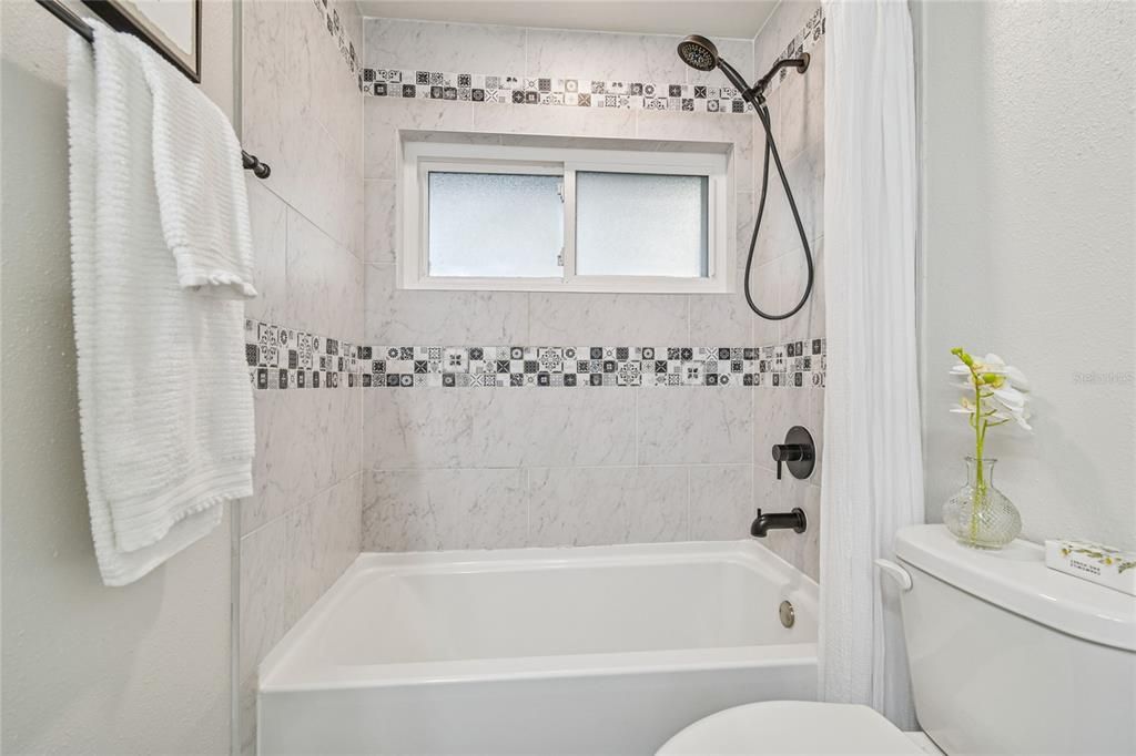 На продажу: $525,000 (3 спален, 2 ванн, 2040 Квадратных фут)