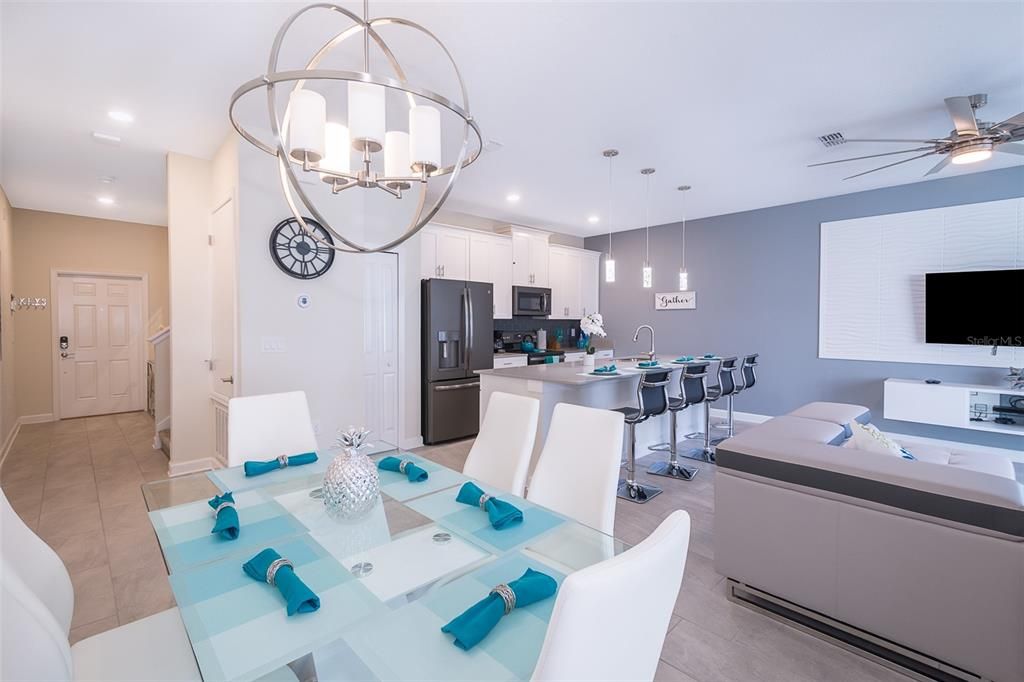 For Rent: $2,900 (4 beds, 3 baths, 1914 Square Feet)