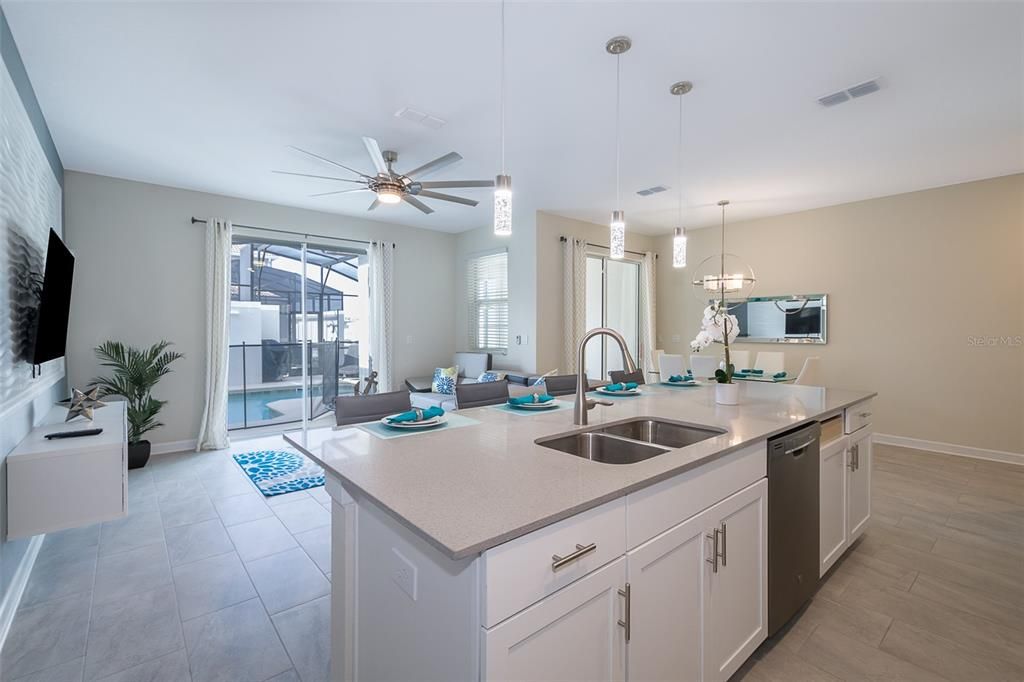 For Rent: $2,900 (4 beds, 3 baths, 1914 Square Feet)