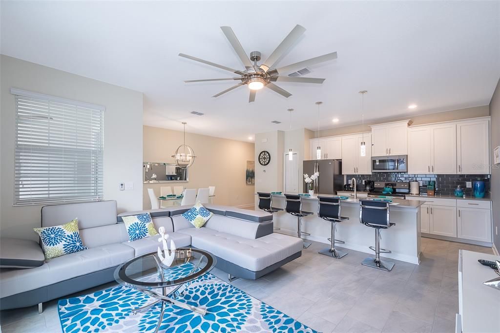 For Rent: $2,900 (4 beds, 3 baths, 1914 Square Feet)