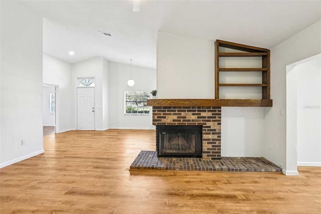 В аренду: $2,850 (3 спален, 2 ванн, 1445 Квадратных фут)