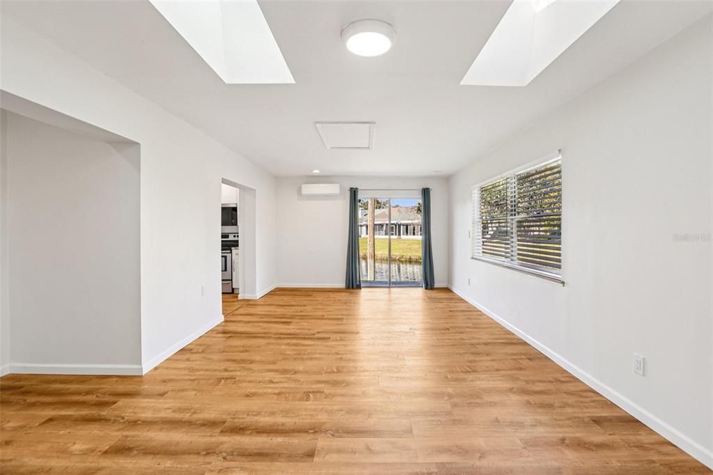 В аренду: $2,850 (3 спален, 2 ванн, 1445 Квадратных фут)