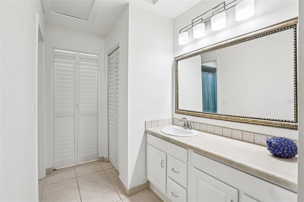 В аренду: $2,850 (3 спален, 2 ванн, 1445 Квадратных фут)